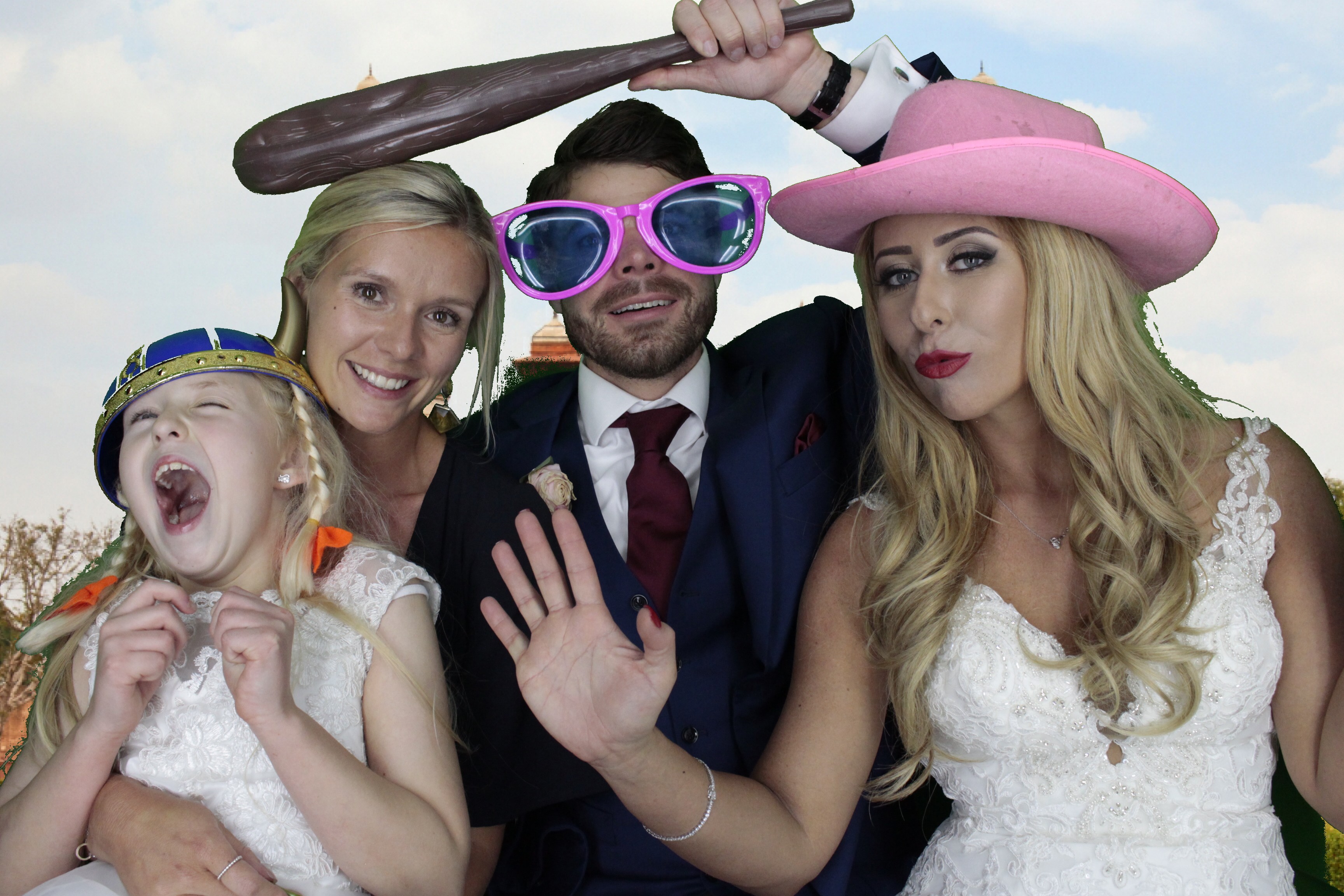 The Hanrahan Wedding | View more photos from the event at gallery.myphotoboothexperience.co.uk/u/MyPhotoBoothExperienceLtd/The-Hanrahan-Wedding